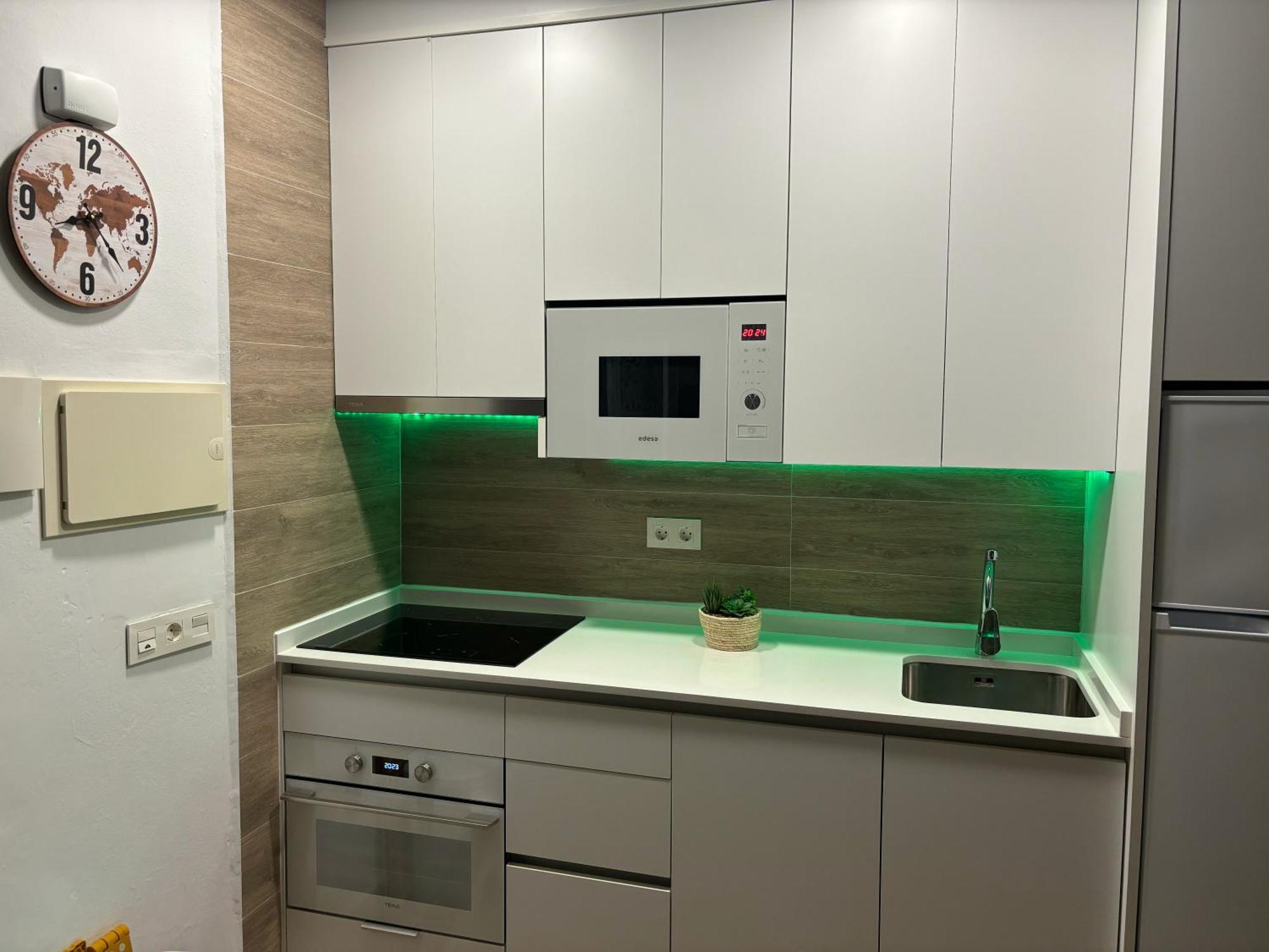 Apartamento Capistrano Village Нерха Екстер'єр фото