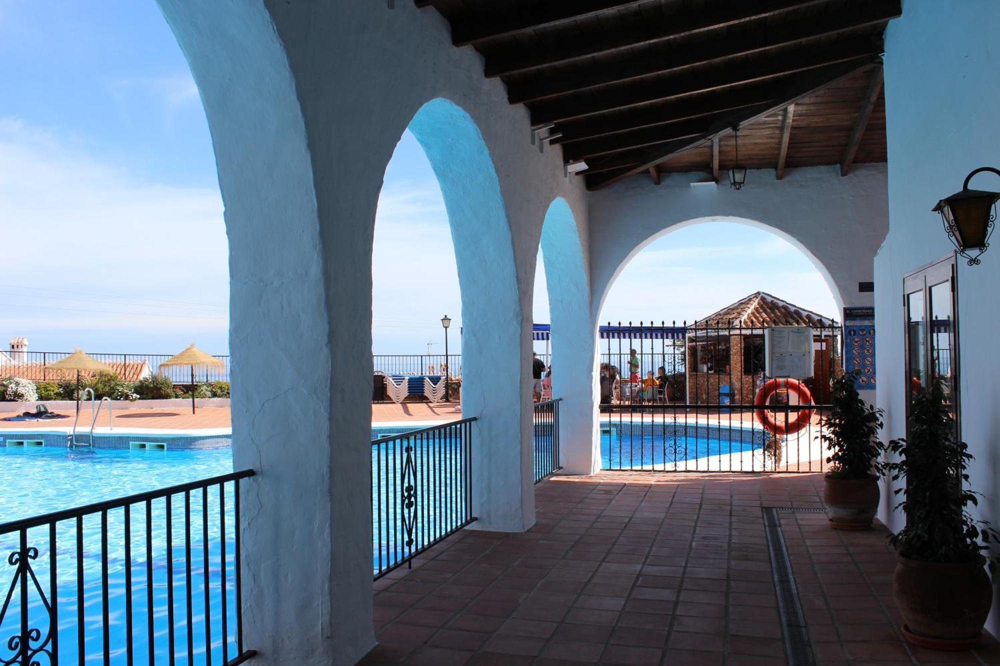 Apartamento Capistrano Village Нерха Екстер'єр фото
